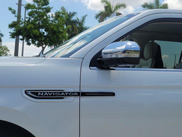 2020 Lincoln Navigator - $39,797
