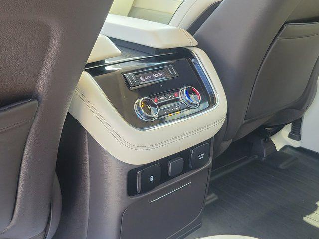 2020 Lincoln Navigator - $39,797