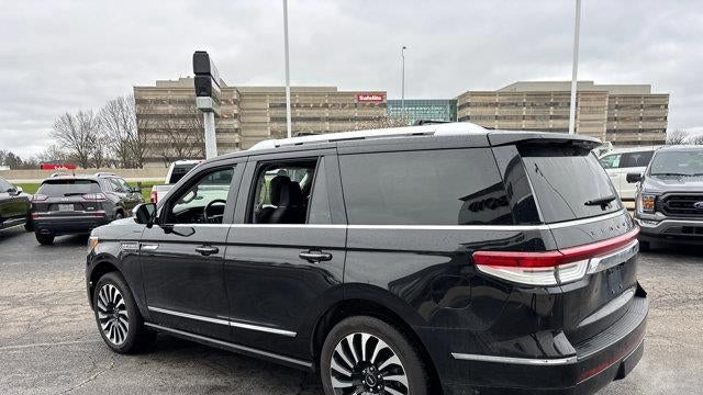 2022 Lincoln Navigator Black Label