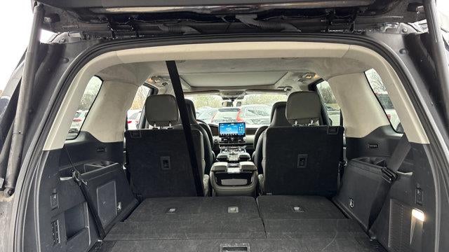 2022 Lincoln Navigator Black Label