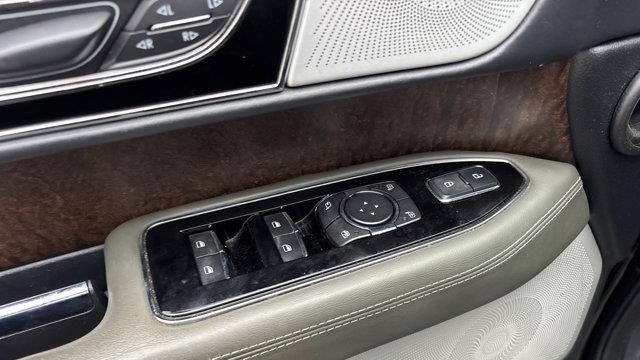 2022 Lincoln Navigator Black Label