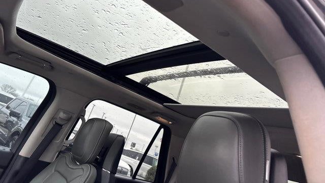 2022 Lincoln Navigator Black Label