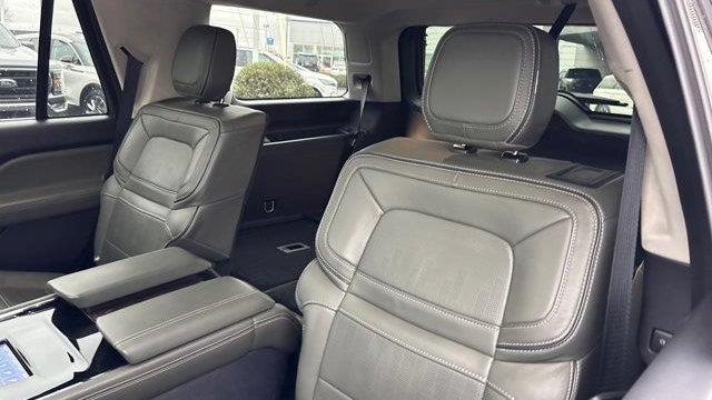 2022 Lincoln Navigator Black Label