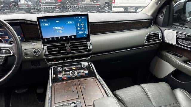 2022 Lincoln Navigator Black Label