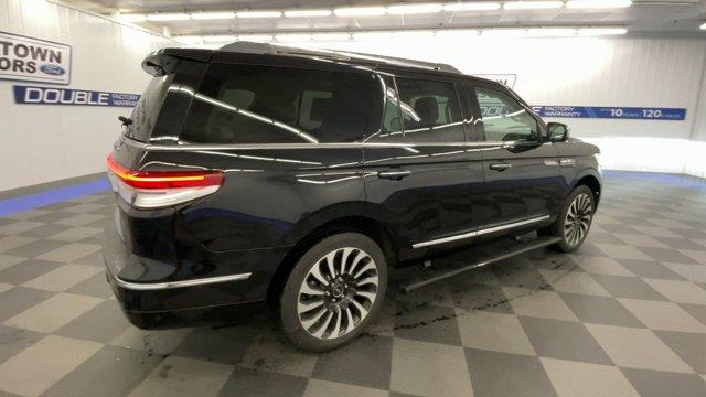 2022 Lincoln Navigator - $54,324