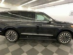 2022 Navigator Thumbnail 9