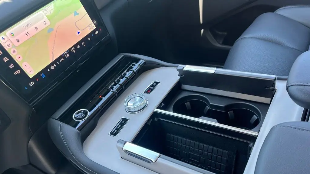 2026 Lincoln Navigator Premiere