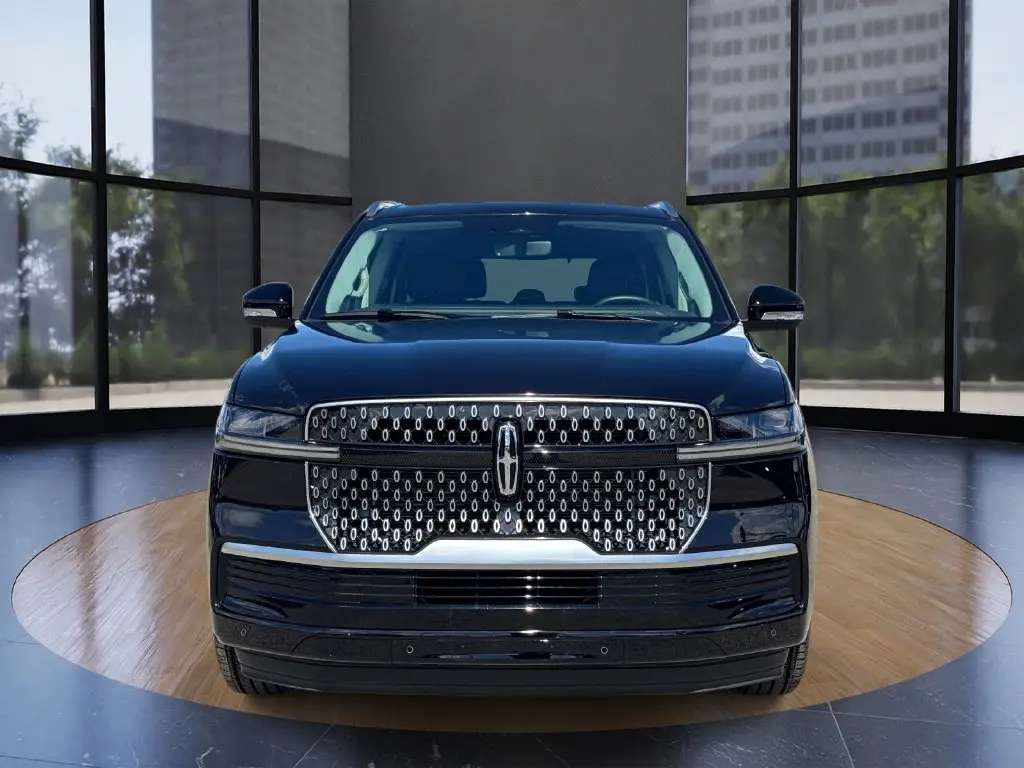 2026 Lincoln Navigator