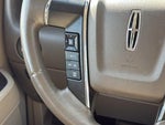 2015 Navigator L Thumbnail 16