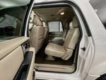 2017 Navigator L Thumbnail 26