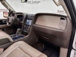 2017 Navigator L Thumbnail 33