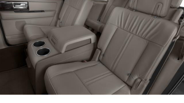 2015 Lincoln Navigator L Base