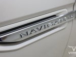 2019 Navigator L Thumbnail 11