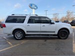 2013 Navigator L Thumbnail 6
