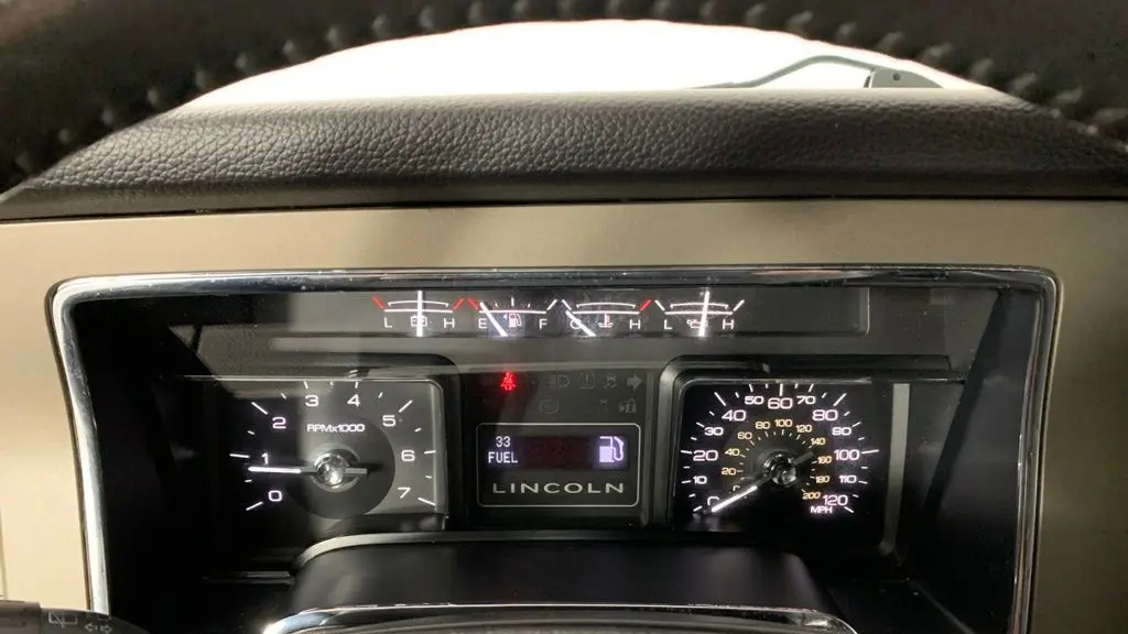 2012 Lincoln Navigator L Base