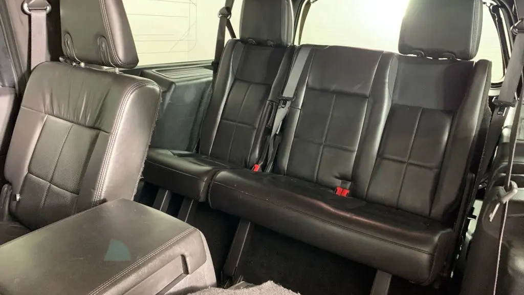 2012 Lincoln Navigator L Base