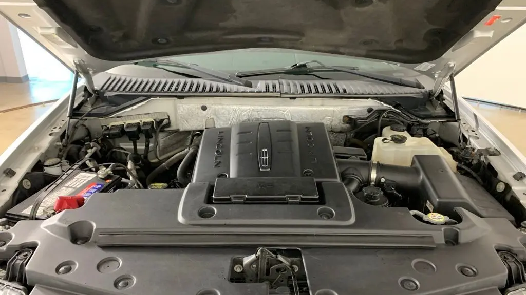 2012 Lincoln Navigator L Base