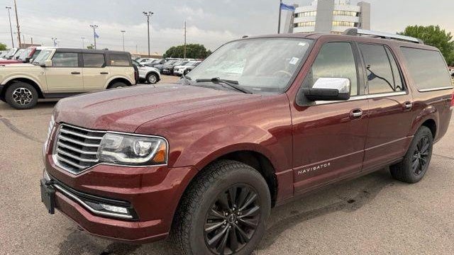2015 Lincoln Navigator L Base