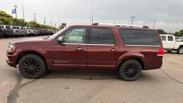 2015 Lincoln Navigator L Base