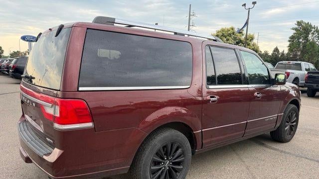 2015 Lincoln Navigator L Base