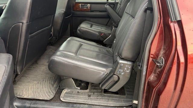 2015 Lincoln Navigator L Base