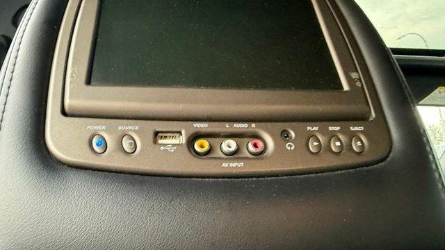 2015 Lincoln Navigator L Base