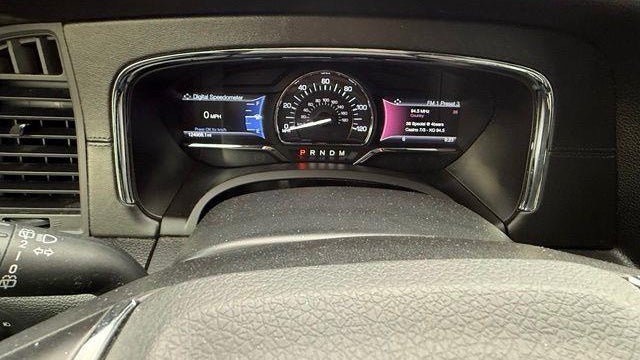 2015 Lincoln Navigator L Base
