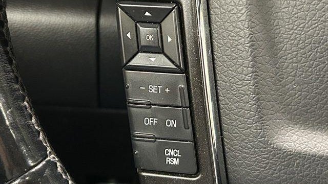 2015 Lincoln Navigator L Base