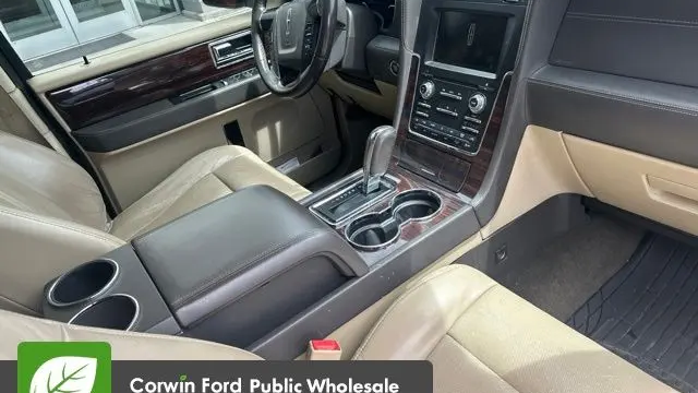 2015 Lincoln Navigator L Base