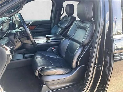 Photo of a 2018 Lincoln Navigator L 4X4 Select 4DR SUV for sale