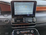 2018 Navigator L Thumbnail 19