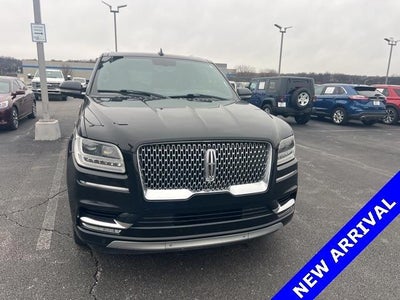 Photo of a 2018 Lincoln Navigator L 4X4 Select 4DR SUV for sale