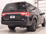 2017 Navigator L Thumbnail 9
