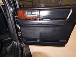 2017 Navigator L Thumbnail 18