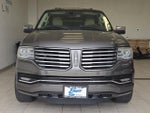 2015 Navigator L Thumbnail 2