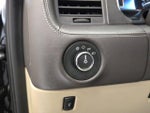 2015 Navigator L Thumbnail 25