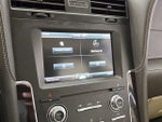 2015 Navigator L Thumbnail 28