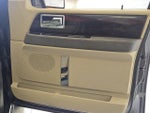 2015 Navigator L Thumbnail 37
