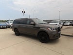 2023 Navigator L Thumbnail 7