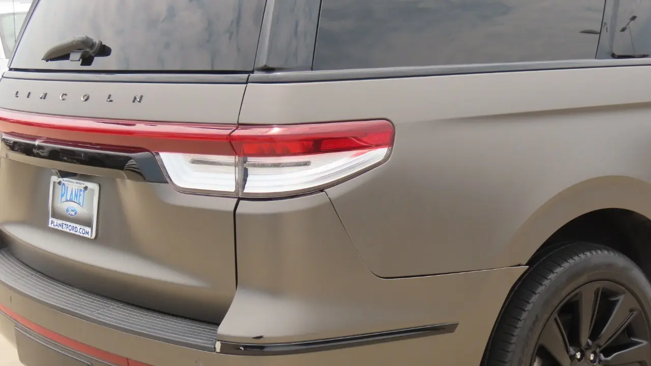 2023 Lincoln Navigator L Reserve