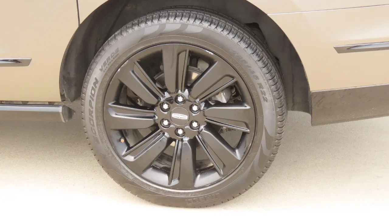 2023 Lincoln Navigator L Reserve
