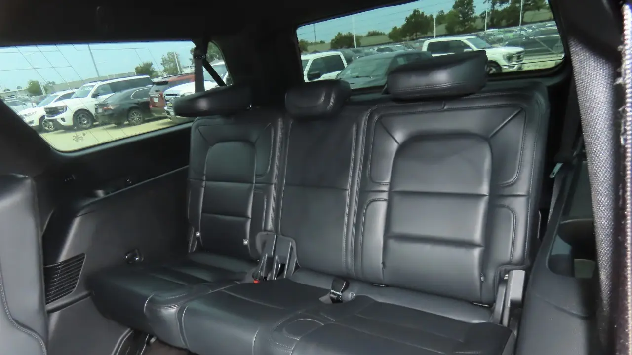 2023 Lincoln Navigator L Reserve