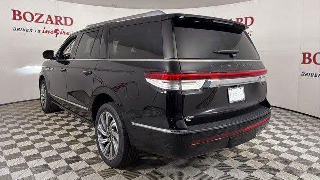 2023 Lincoln Navigator L Reserve