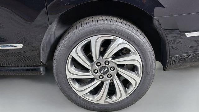 2023 Lincoln Navigator L Reserve