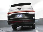 2023 Navigator L Thumbnail 34