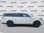 2022 Navigator L Thumbnail 6