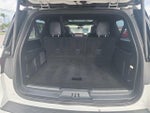 2022 Navigator L Thumbnail 20