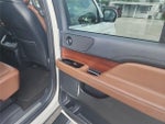 2022 Navigator L Thumbnail 24