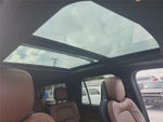 2022 Navigator L Thumbnail 35