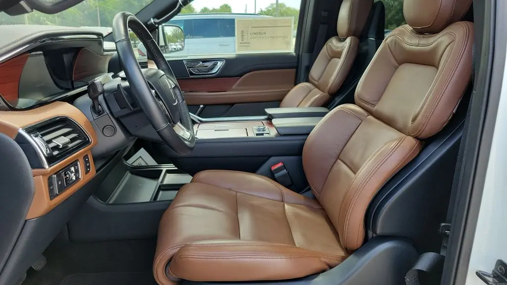 2022 Lincoln Navigator L Reserve